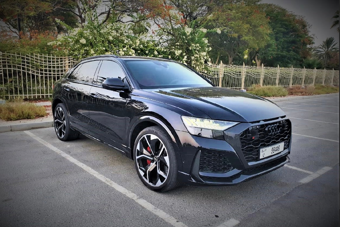 Audi RSQ8