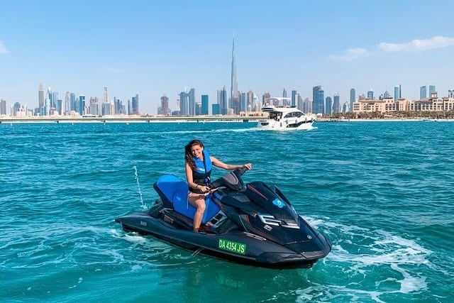 Jet ski Burj Al Arab/Palm Jumeirah tour (2 heures)