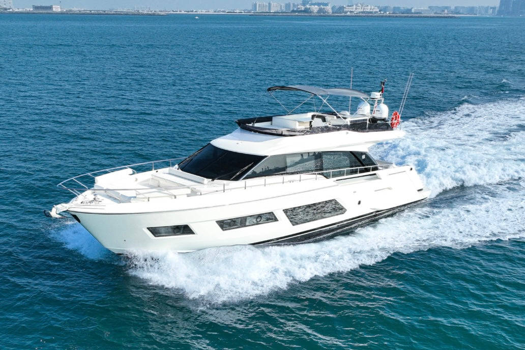 Ferretti 670 67ft - LUXURY YATCH