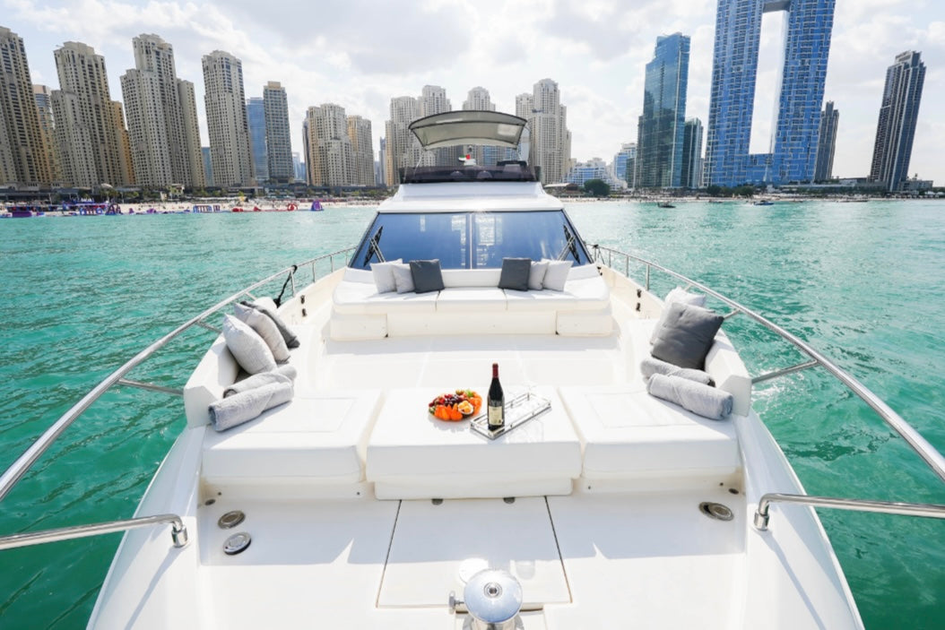 Ferretti 670 67ft - LUXURY YATCH