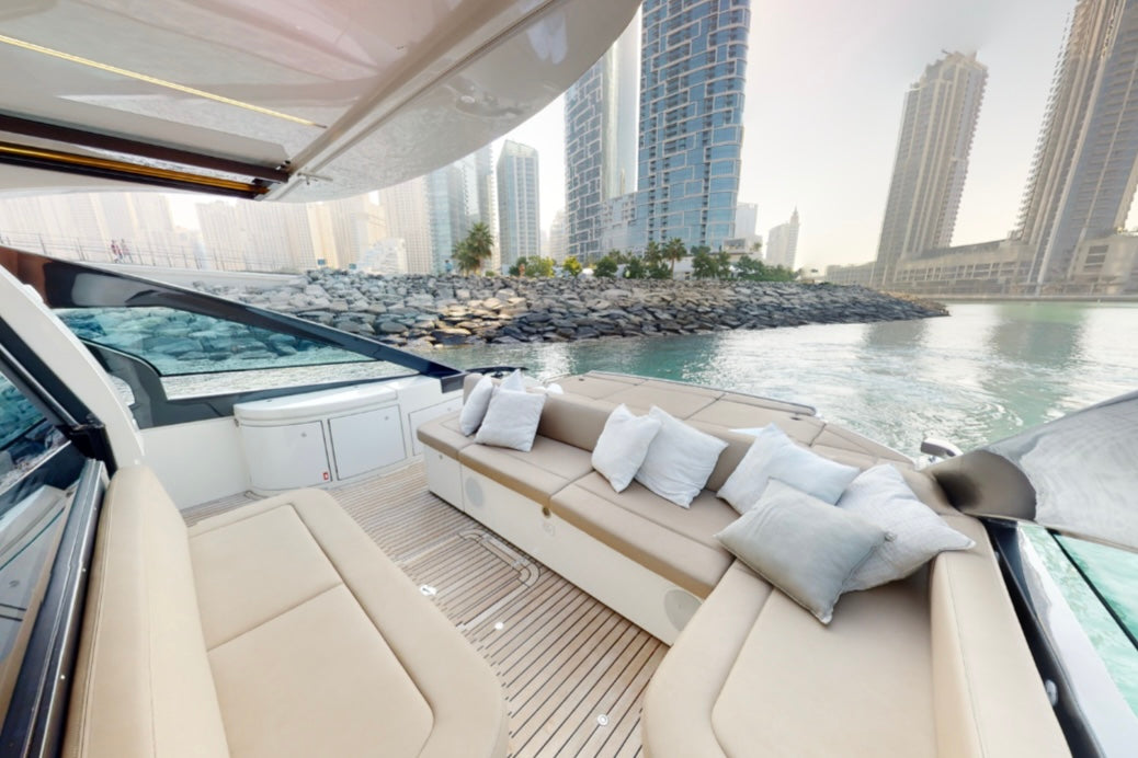 Pershing 5X 54 ft - LUXURY YACHT