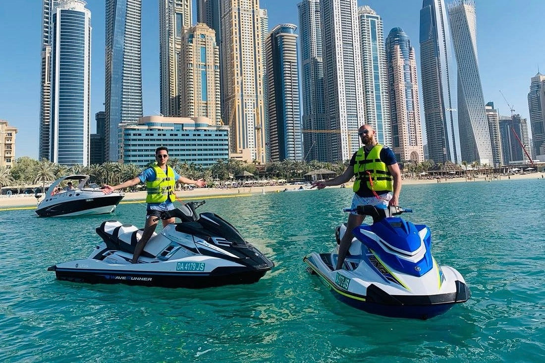 Jet ski Burj Al Arab tour/Palm Jumeirah tour (1 heure)