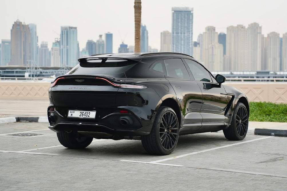 Aston Martin DBX