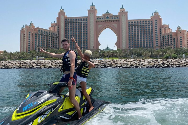 Jet ski Palm Jumeirah Atlantis tour (90 minutes) Yamaha GP 1800/1900